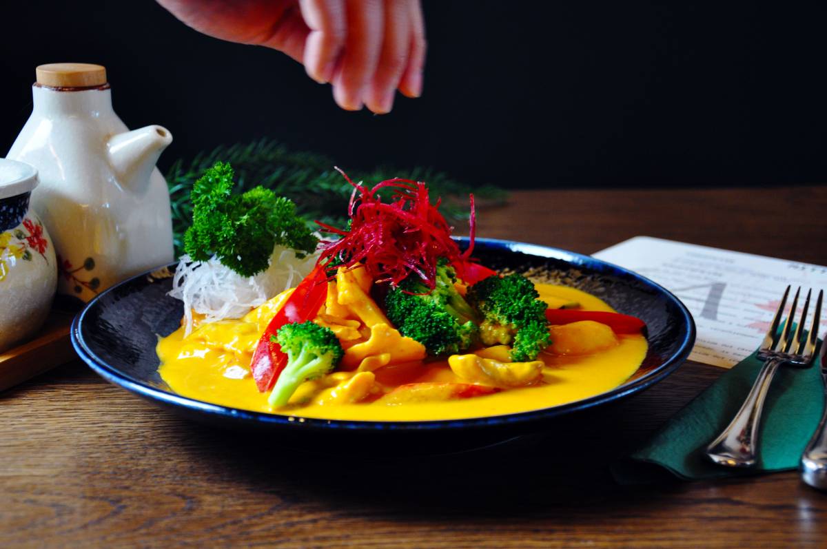 Frisches Kochen im Restaurant Frisches Kochen im Restaurant